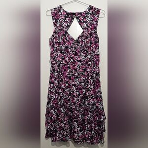 White House | Black Market - Black w Very Berry Floral Sleeveless Dress - Size 6